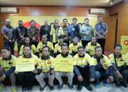 Wamenaker Serahkan BHR untuk Driver Maxim, Bentuk Keberpihakan Negara