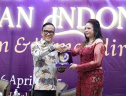Peran Strategis Perempuan Hadapi Disrupsi AI, Ini Pesan Wamenaker Immanuel Ebenezer