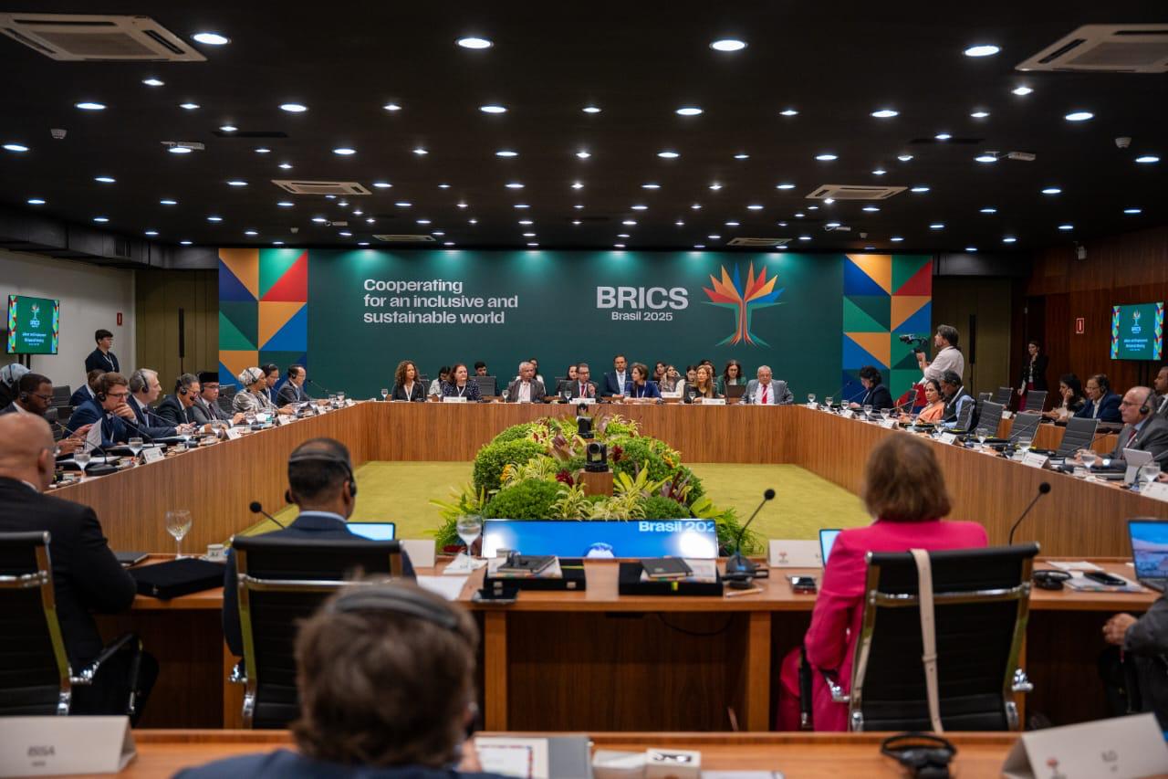 Pertemuan BRICS LEMM 2025 di Brasilia, Brasil, para Menteri Ketenagakerjaan sepakat tentang perlindungan pekerja dan pembangunan berkelanjutan
