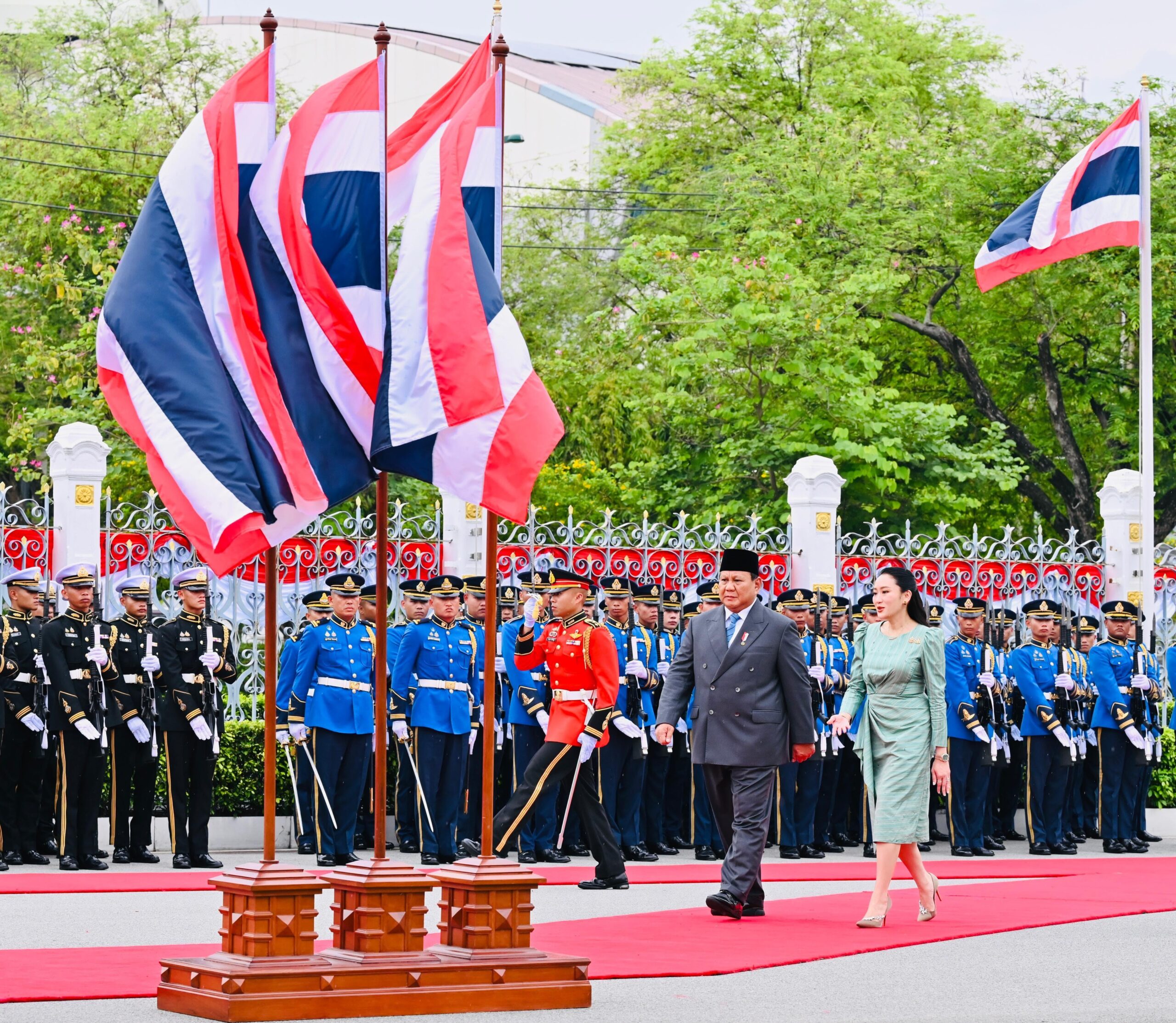 Presiden Prabowo Disambut dengan Upacara Kehormatan di Government House Thailand