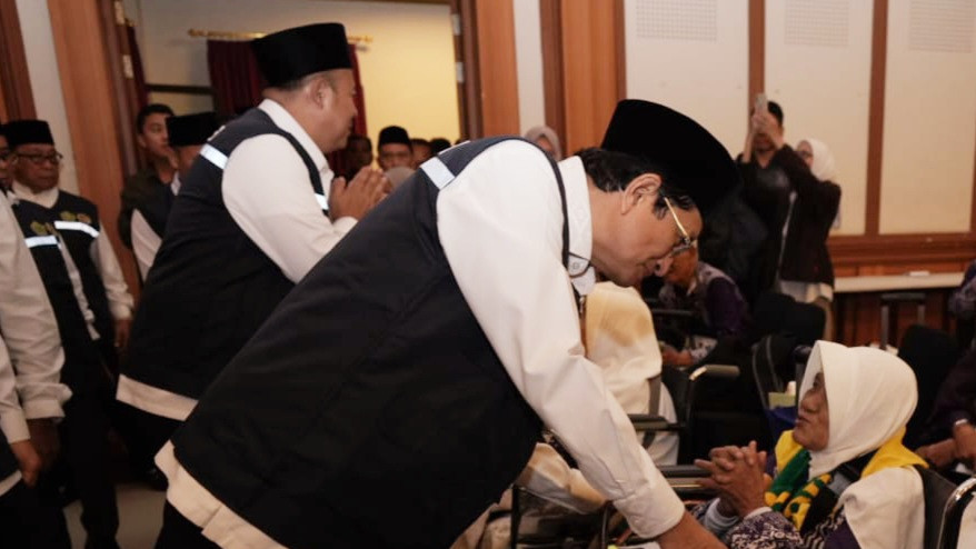 Jemaah Haji Kloter Pertama Dilepas, Menag Ingatkan Pentingnya Niat dan Kesehatan