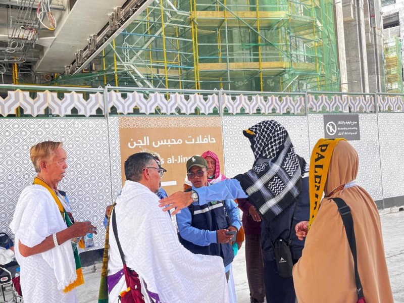 PPIH Tempatkan Petugas Khusus di 9 Lokasi Masjidil Haram untuk Membantu Jemaah