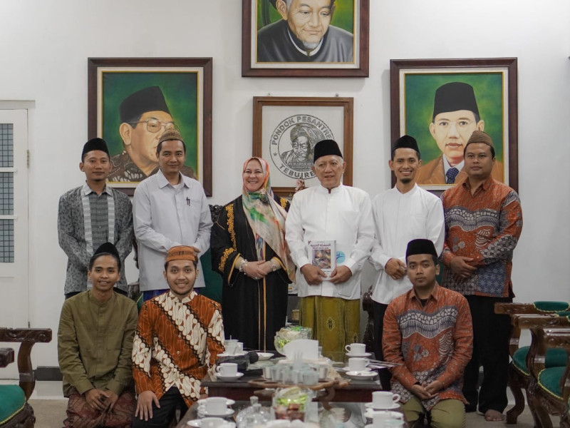 Sinergi Internasional: Kolaborasi Ma’had Aly Tebuireng dan Markaz Inma’ Maroko dalam Kajian dan Publikasi