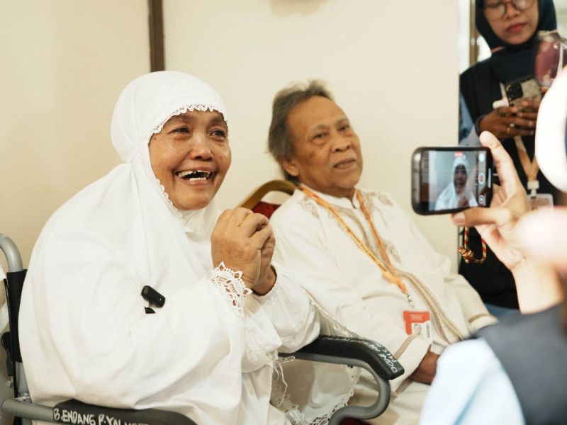 Keikhlasan Endang 12 Tahun Tanpa Kaki Berbuah Manis: Naik Haji Bersama Suami