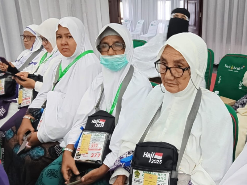 Tiga Generasi dari Ujung Negeri Menuju Tanah Suci