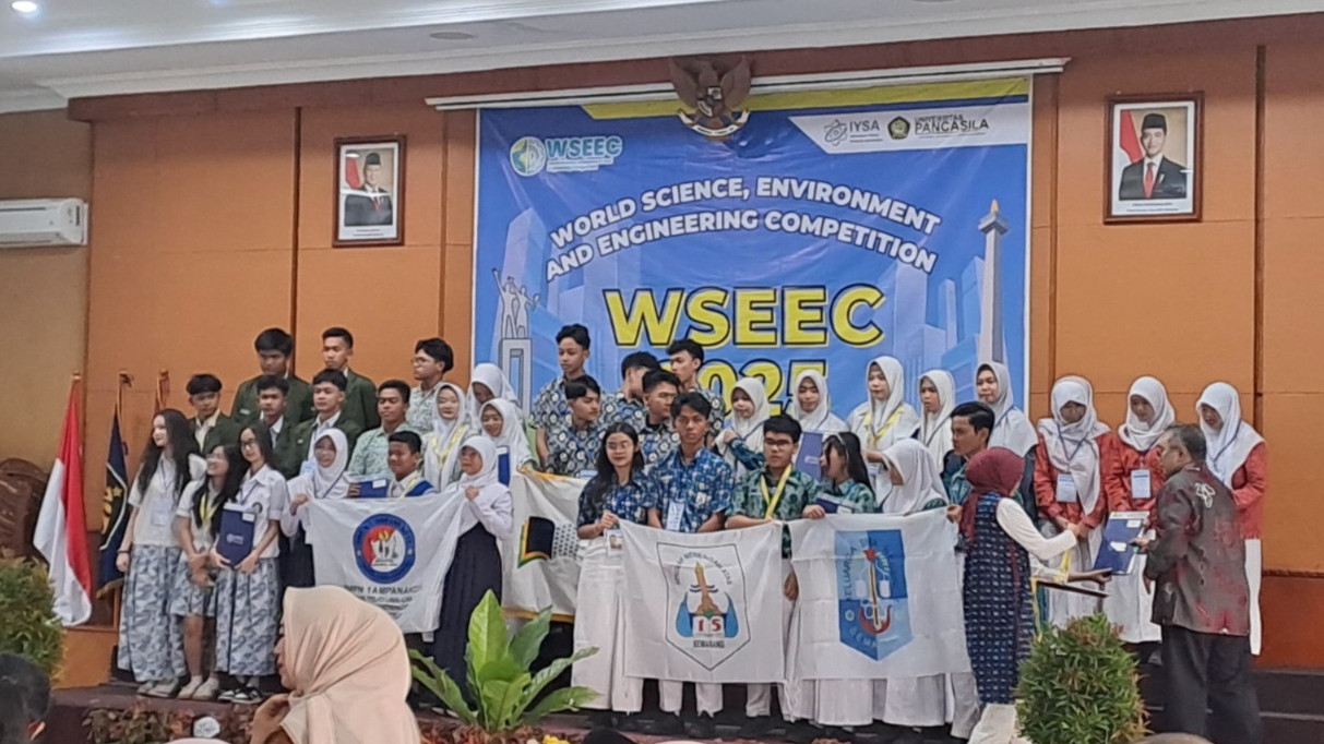 Tim Riset MAN 13 Jakarta Sabet Medali Perak di WSEEC 2025