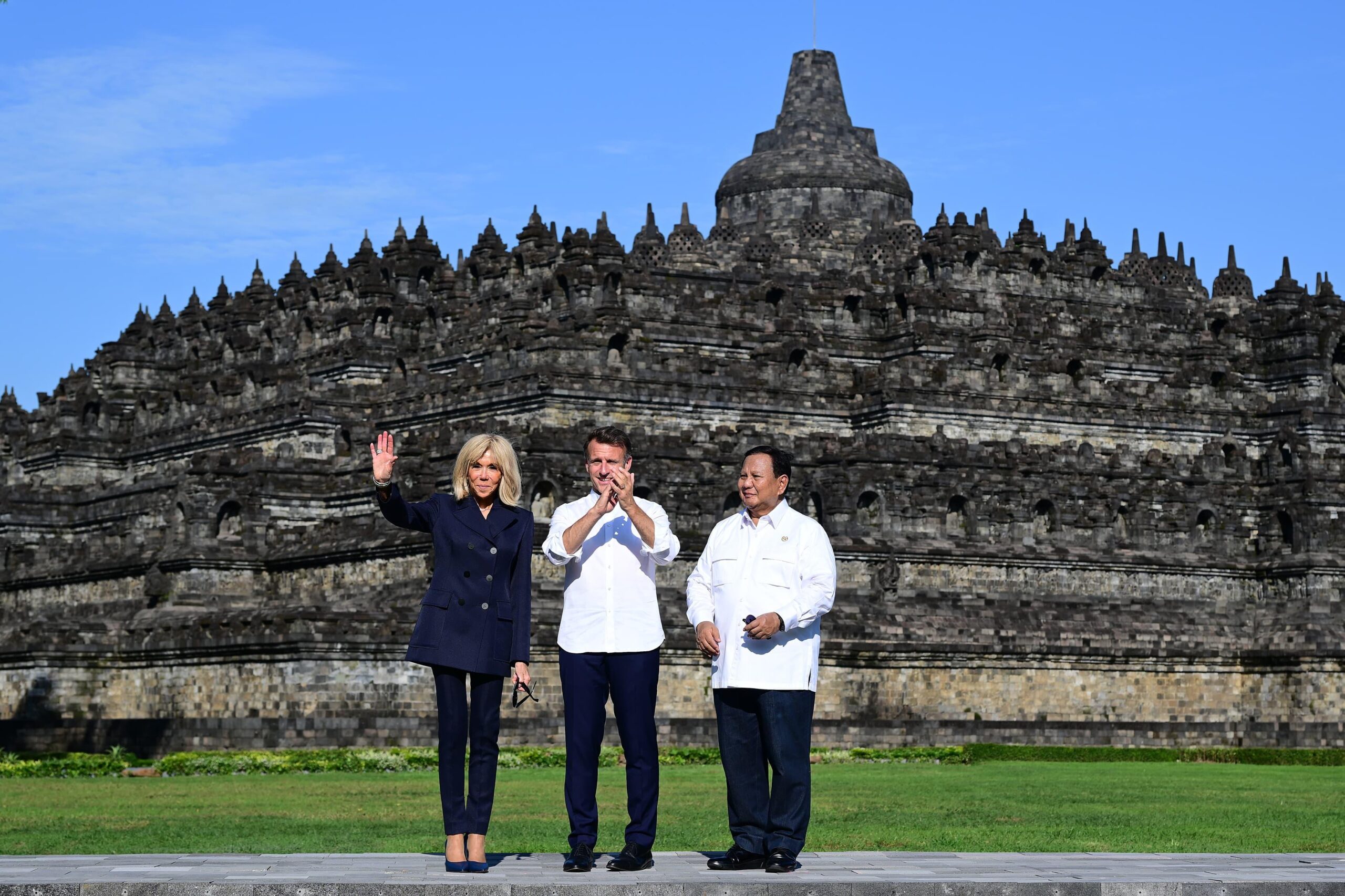 Presiden Macron Memuji Candi Borobudur: Simbol Prestasi Manusia dan Sumber Inspirasi Global