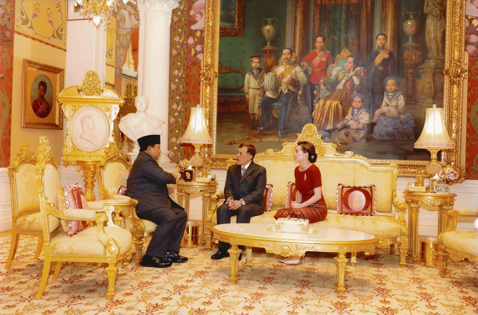 Presiden Prabowo Subianto Diterima Raja dan Ratu Thailand di Istana Kerajaan Amphorn