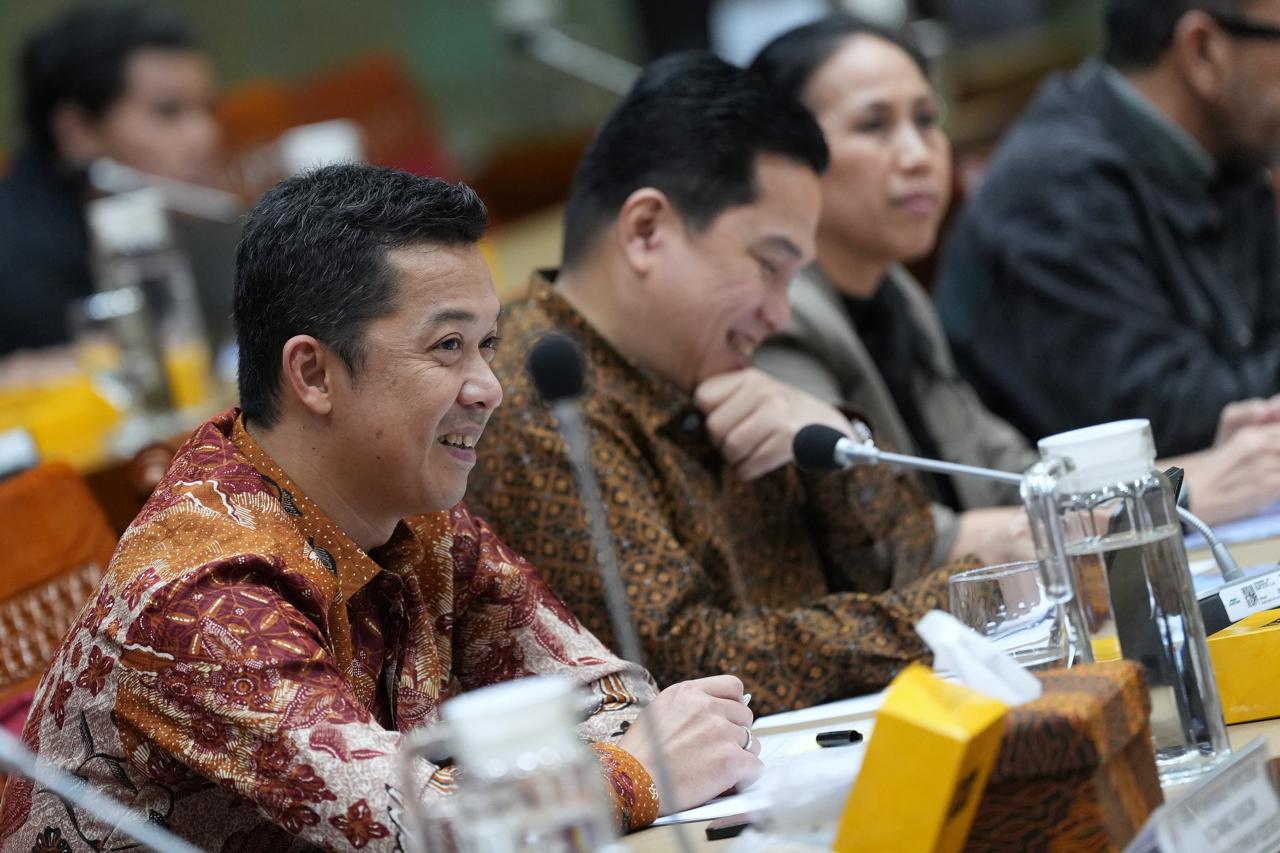 Wamenpora Taufik Rapat dengan DPR RI Bahas Naturalisasi Empat Pesepak Bola Putri Belanda