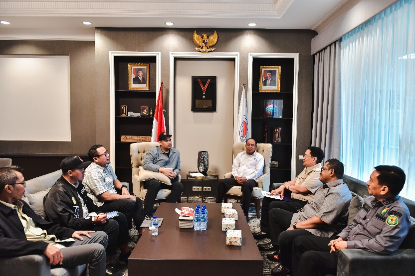 Dukungan Menpora Dito untuk Kejuaraan Anggar Asia di Bali Setelah Audiensi dengan PB Ikasi