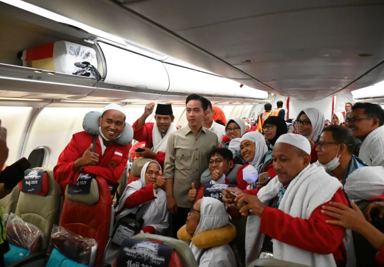 Wapres Tinjau Fast Track Makkah dan Lepas Jemaah Haji Surakarta