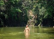Nicholas Saputra Bagikan Foto Shirtless Basah-Basahan, Netizen Banjir Komentar! Nicholas Saputra Bagikan Foto Shirtless Basah-Basahan, Netizen Banjir Komentar!