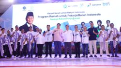 Menaker Yassierli dalam pidato Hari Buruh Internasional 2025 di Pertamina Arena Simprug.