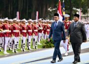 Gempita dan Penuh Hormat, Presiden Prabowo Menerima PM Malaysia Anwar Ibrahim di Istana Merdeka Gempita dan Penuh Hormat, Presiden Prabowo Menerima PM Malaysia Anwar Ibrahim di Istana Merdeka