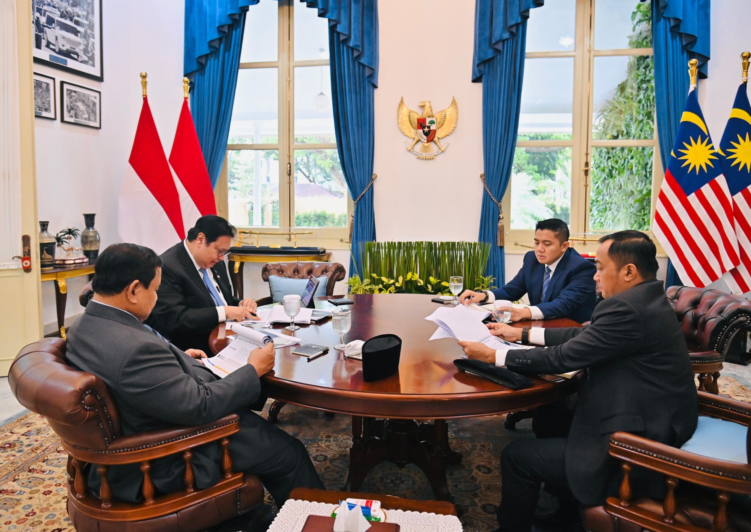 Langkah Taktis Prabowo: Jaga Ekonomi dan Perkuat Posisi RI di Amerika Serikat