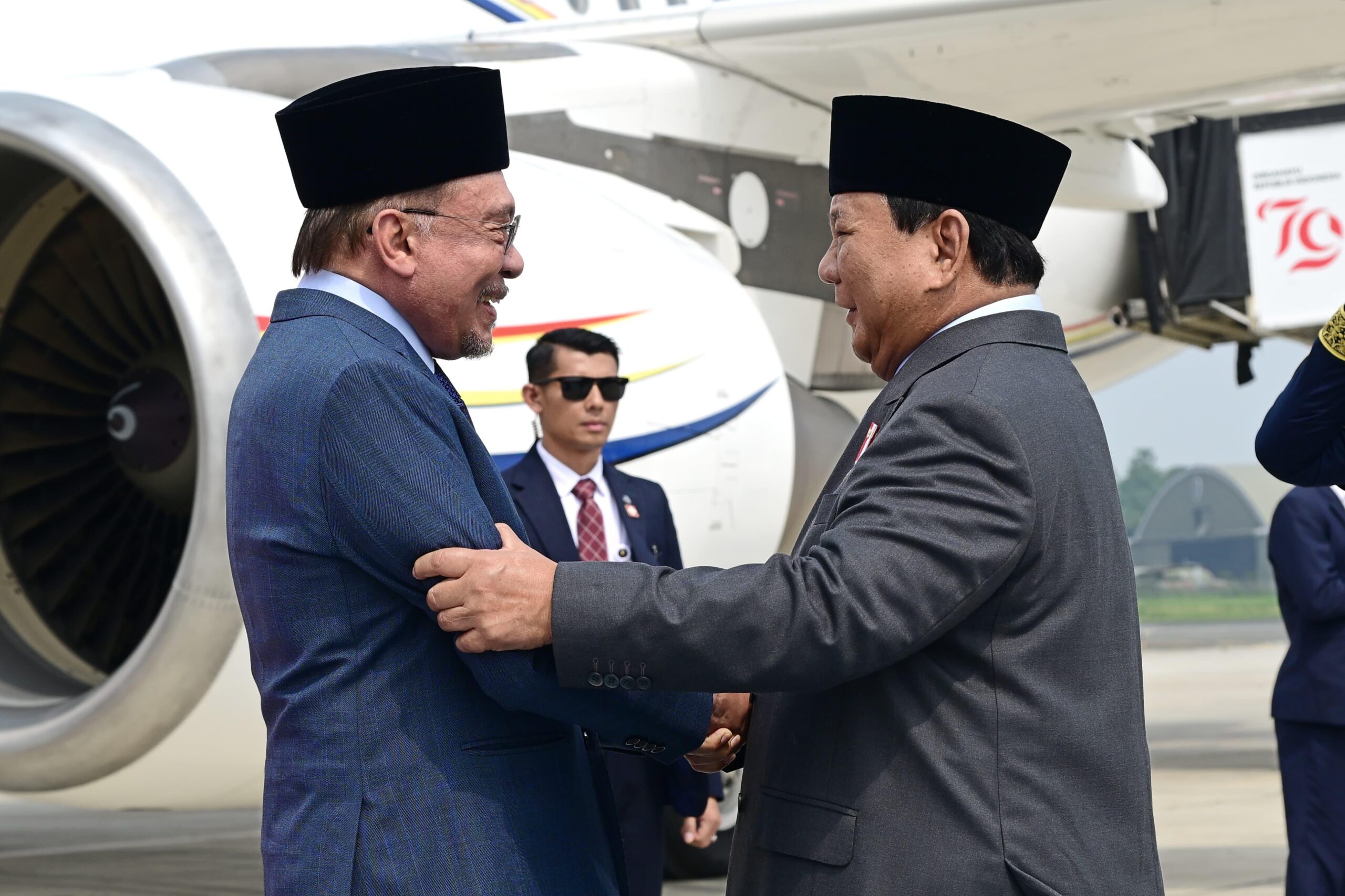Presiden Prabowo Sambut PM Anwar: Lambang Kedekatan Dua Negara Serumpun