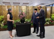 Presiden Prabowo Namakan Anggrek “Paraphalante Dora Sigar Soemitro” saat Kunjungan ke Singapura Presiden Prabowo Namakan Anggrek “Paraphalante Dora Sigar Soemitro” saat Kunjungan ke Singapura