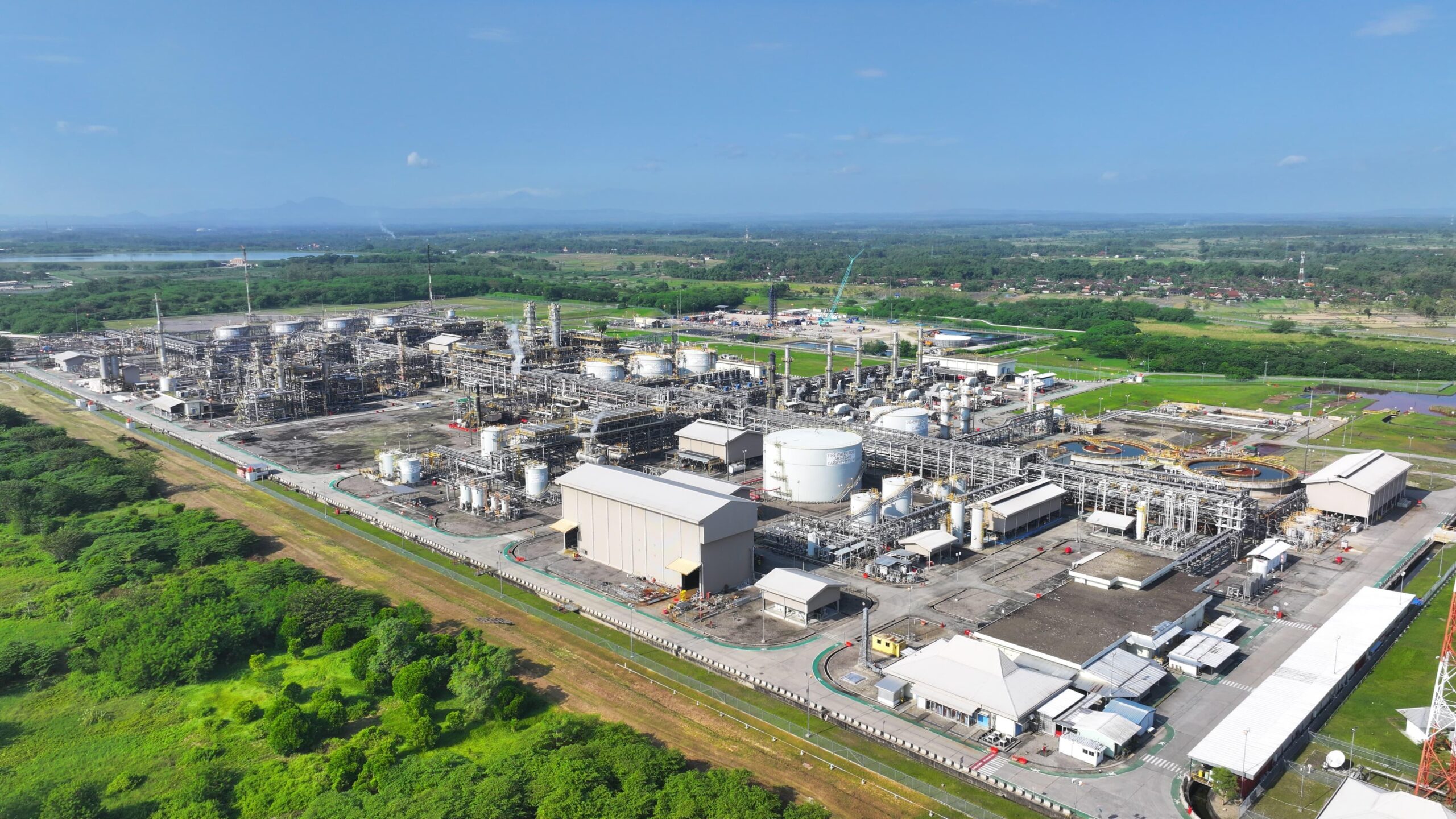 Presiden Prabowo Resmikan Proyek Energi Terbarukan dan Tingkatkan Produksi Minyak Blok Cepu di 15 Provinsi untuk Kedaulatan Energi Nasional