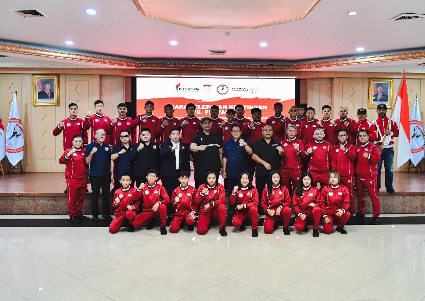 Menpora Dito Lepas 17 Atlet MMA Indonesia ke Kejuaraan Dunia: Bawa Nama Merah Putih dengan Semangat!
