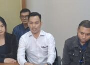 Rayen Pono Melaporkan Ahmad Dhani atas Dugaan Diskriminasi Ras, Armand Maulana Jadi Saksi Pemeriksaan Rayen Pono Melaporkan Ahmad Dhani atas Dugaan Diskriminasi Ras, Armand Maulana Jadi Saksi Pemeriksaan