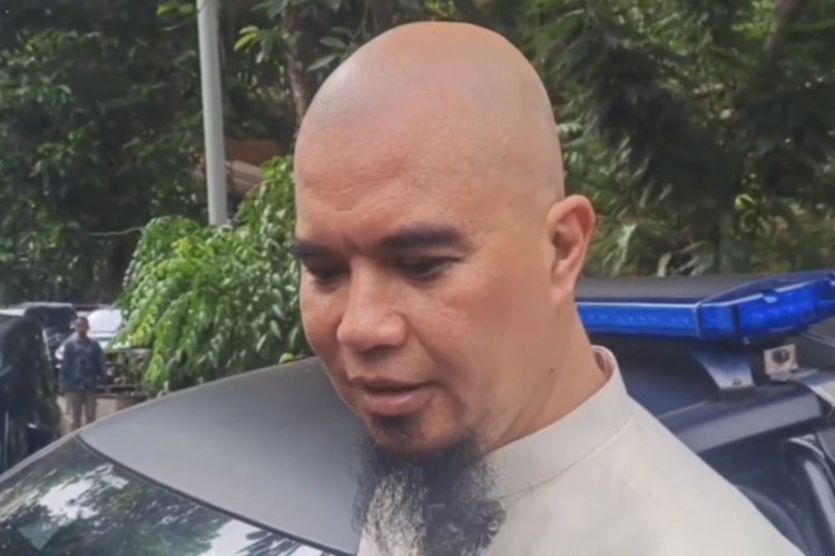 Ahmad Dhani Berikan Pesan Spesial untuk Calon Suami Alyssa Daguise di Acara Siraman Al Ghazali