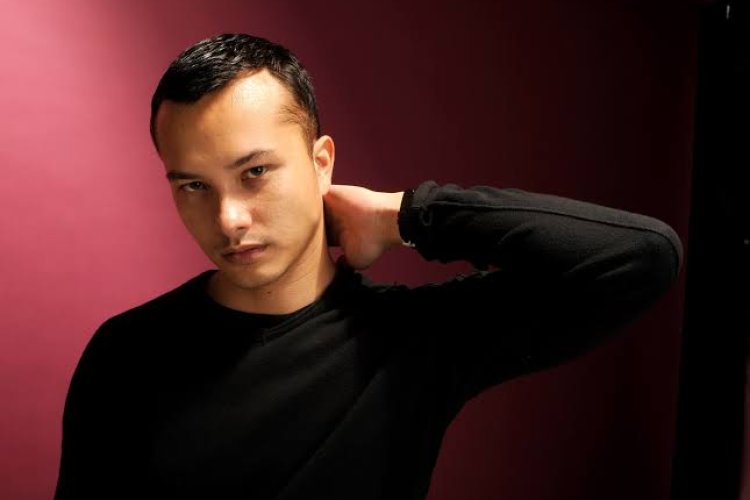 Nicholas Saputra Berperan Sebagai Juri dalam Pertandingan Wawasan Mahasiswa