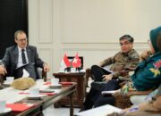Kemnaker dan Pemerintah Swiss Perkuat Kerja Sama Ketenagakerjaan Inklusif dan Berkelanjutan Kemnaker dan Pemerintah Swiss Perkuat Kerja Sama Ketenagakerjaan Inklusif dan Berkelanjutan