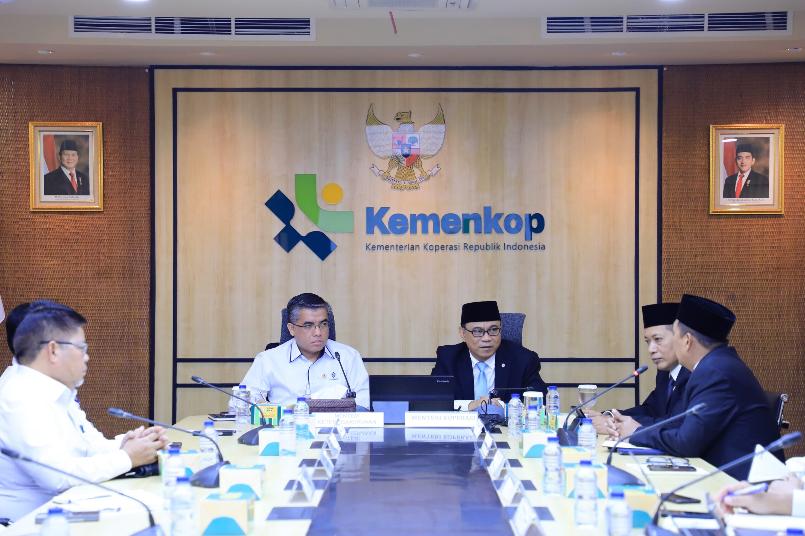Kemnaker-Kemenkop Siap Kolaborasi Tingkatkan Kompetensi SDM Kopdes Merah Putih