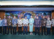 Kemnaker dan Kemenpar Sepakat Tingkatkan Daya Saing SDM Pariwisata Kemnaker dan Kemenpar Sepakat Tingkatkan Daya Saing SDM Pariwisata