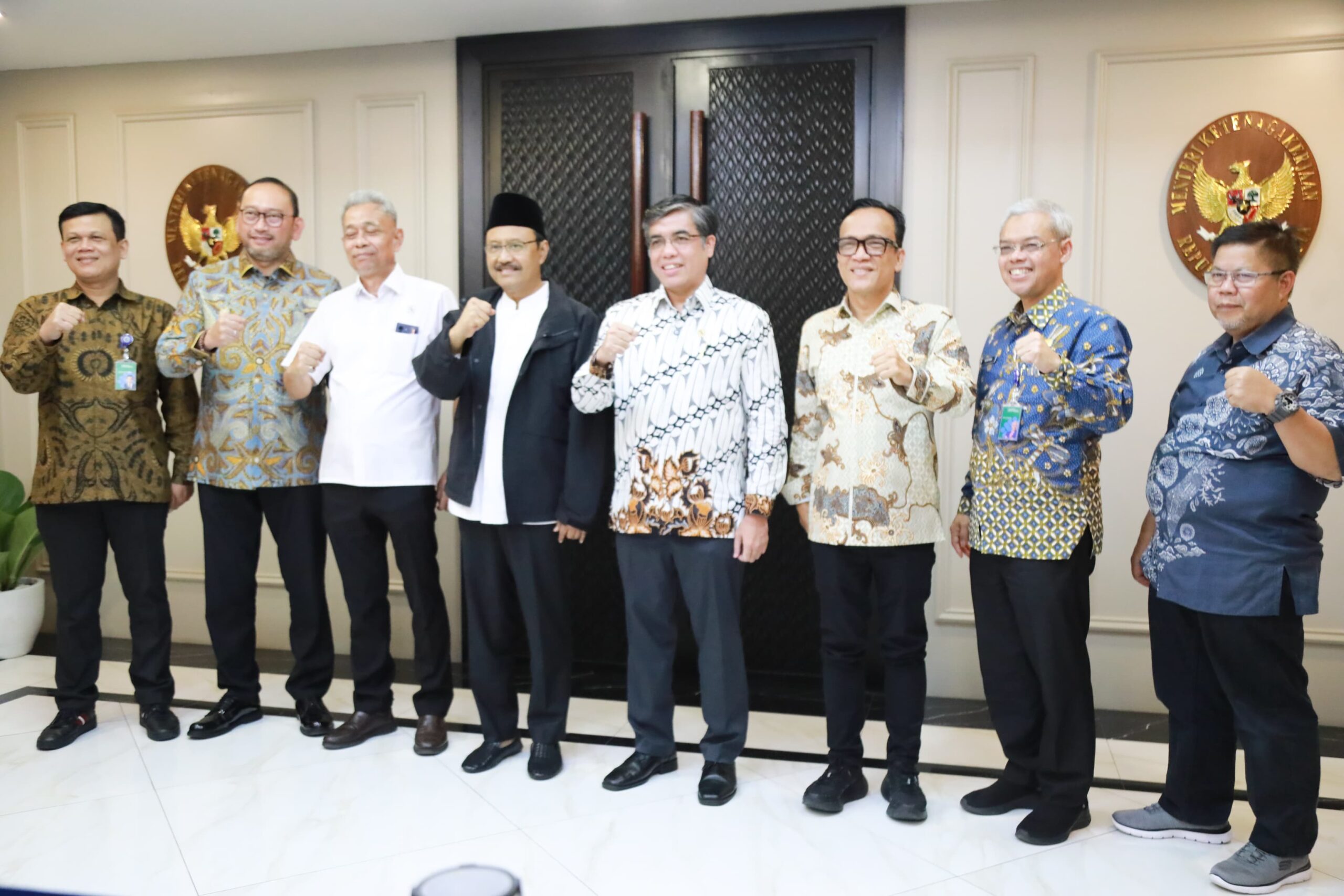 Kemnaker-Kemensos Kolaborasi Wujudkan Sekolah Rakyat Gagasan Presiden Prabowo