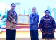 Kemnaker Raih Penghargaan Simpul Jaringan Terbaik Nasional 2025 dari ANRI Kemnaker Raih Penghargaan Simpul Jaringan Terbaik Nasional 2025 dari ANRI