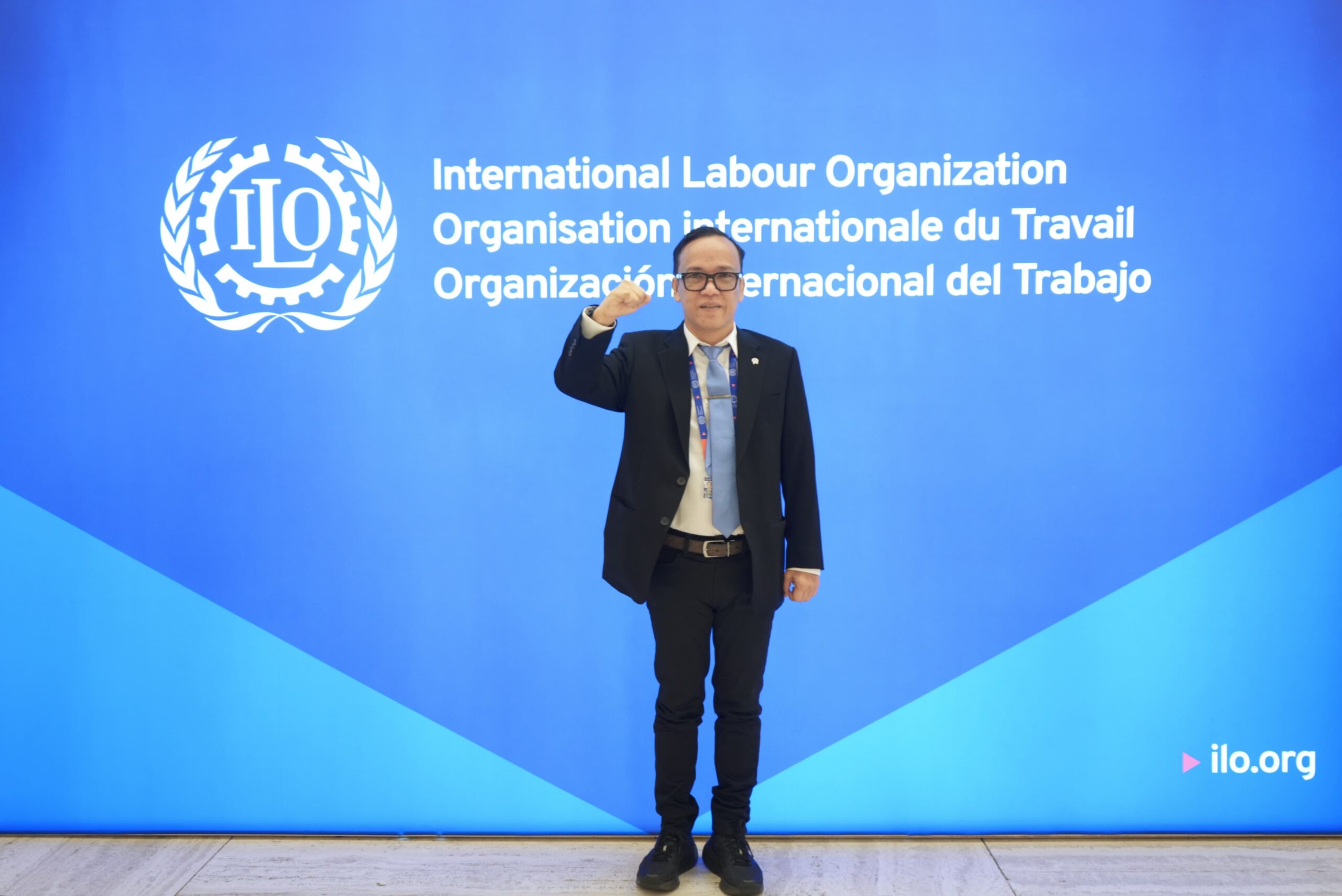 Wamenaker di ILC: Tiga Strategi Konkret Atasi Dominasi Sektor Informal