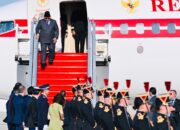 Presiden Prabowo Tiba di Paris dengan Disambut Jajar Kehormatan untuk Menghadiri Bastille Day Presiden Prabowo Tiba di Paris dengan Disambut Jajar Kehormatan untuk Menghadiri Bastille Day