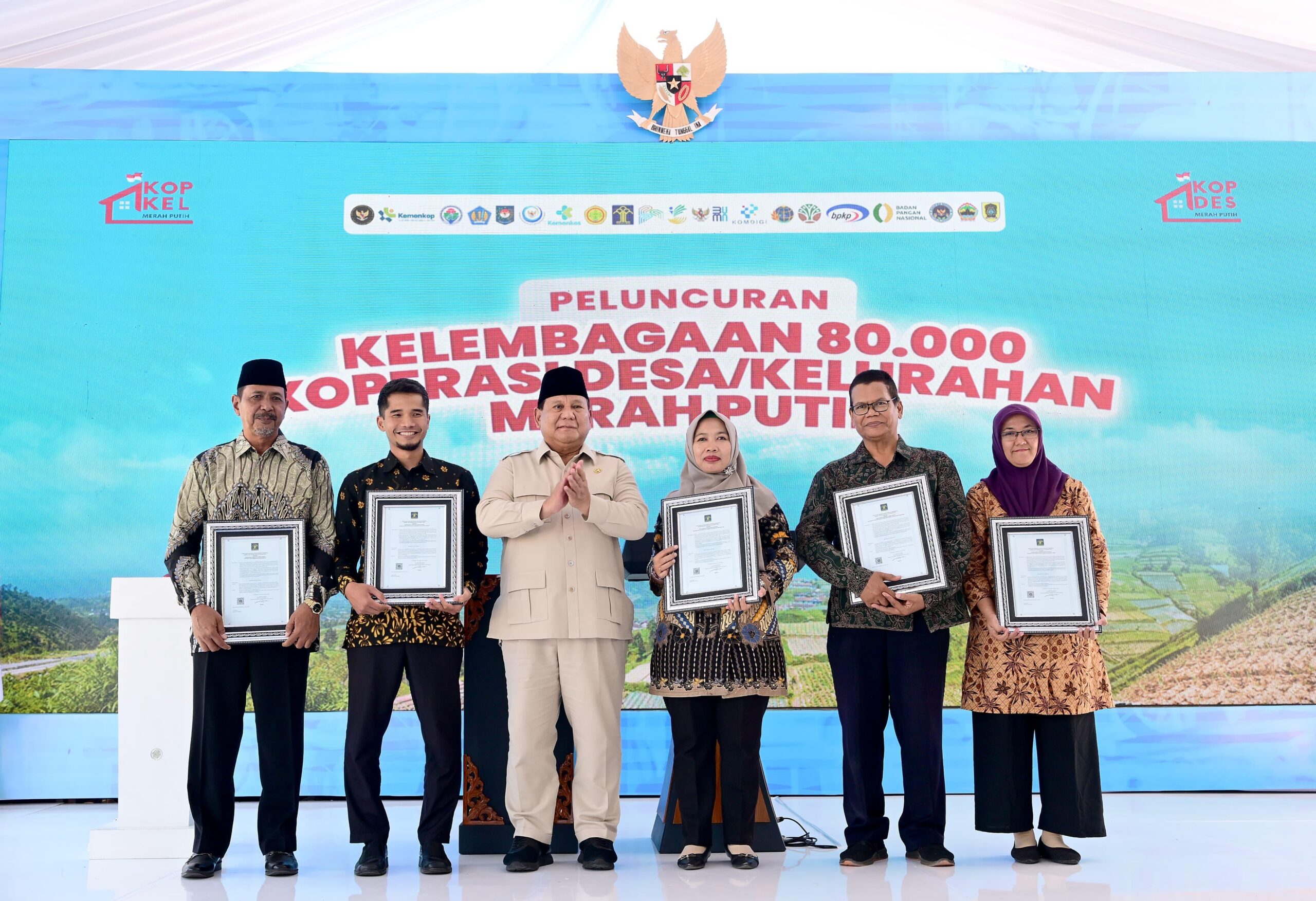 Prabowo Resmikan Koperasi Desa/Kelurahan Merah Putih di 80.081 Lokasi