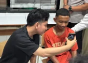 Wapres Gibran Kunjungi Sekolah Rakyat Surakarta: Bawa Donat dan Fasilitasi Video Call Siswa