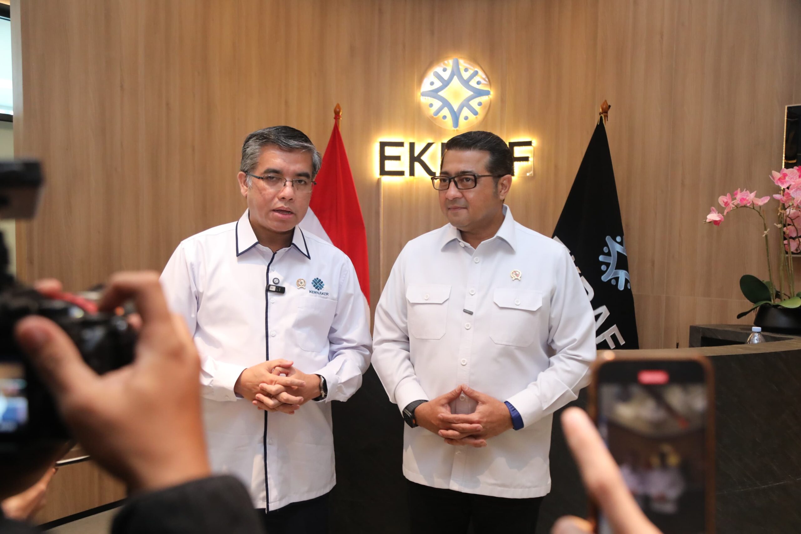 Kemnaker dan Kemenkraf Jajaki Kerja Sama Strategis untuk Kembangkan SDM Kreatif dan Lapangan Kerja