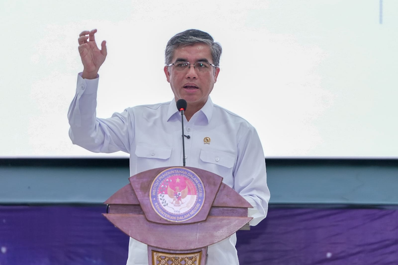 Jadi Pemimpin Visioner, Menaker Minta Praja IPDN Miliki Tiga Mindset Kunci