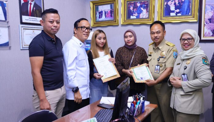 Wamenaker Sidak Perusahaan di Malang Terkait Penahanan Ijazah Pekerja