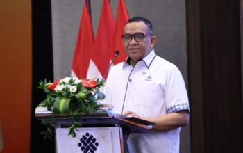 Wamenaker: Program Pemagangan Lulusan Perguruan Tinggi Adalah Investasi Bangsa